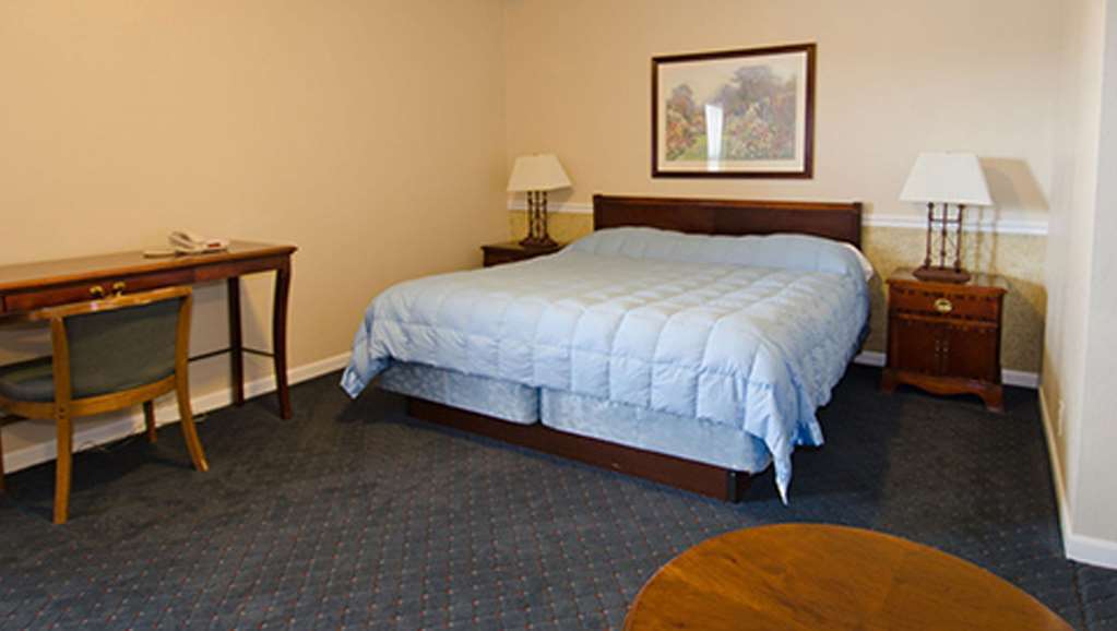 Alpine Inn & Suites Rockford Habitación foto