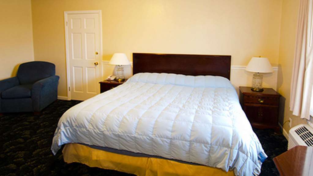 Alpine Inn & Suites Rockford Habitación foto